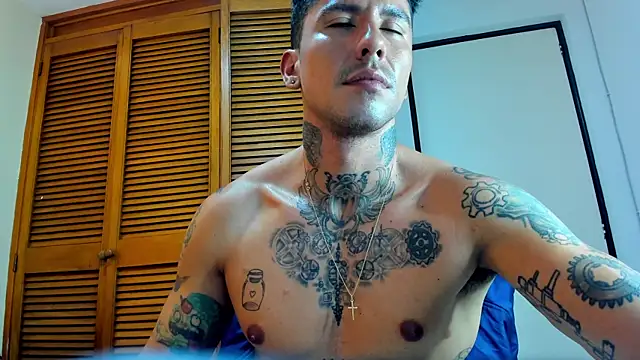 Snapshot of Dylanstonne chatting on 18, 3, 2025 Dylanstonne online show from 18, 3, 2025