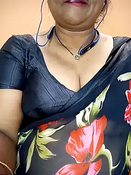 Snapshot of Sexy-Telugunayana2 chatting on 7, 12, 2024 Sexy-Telugunayana2 online show from 7, 12, 2024