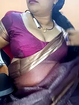 Snapshot of Sexy-Telugunayana2 chatting on 10, 3, 2025 Sexy-Telugunayana2 online show from 10, 3, 2025