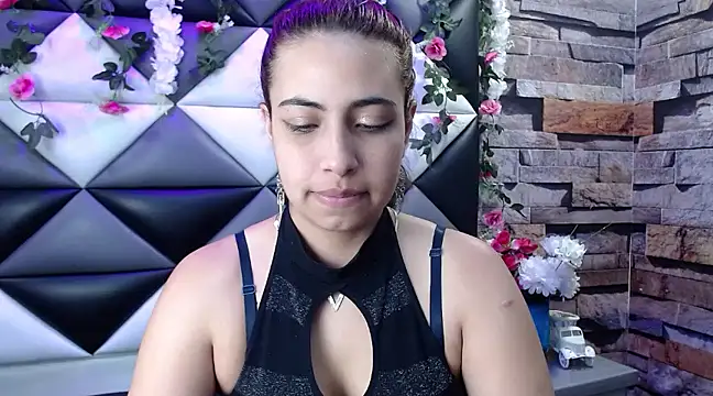 Tammy Blackk online show from 5, 3, 2025