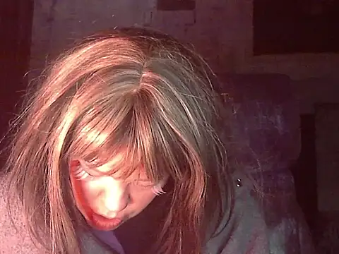 Snapshot of iva_spirit chatting on 1, 3, 2025 iva spirit online show from 1, 3, 2025