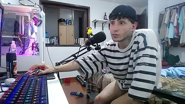 Snapshot of esjrobles chatting on 8, 1, 2025 esjrobles online show from 8, 1, 2025