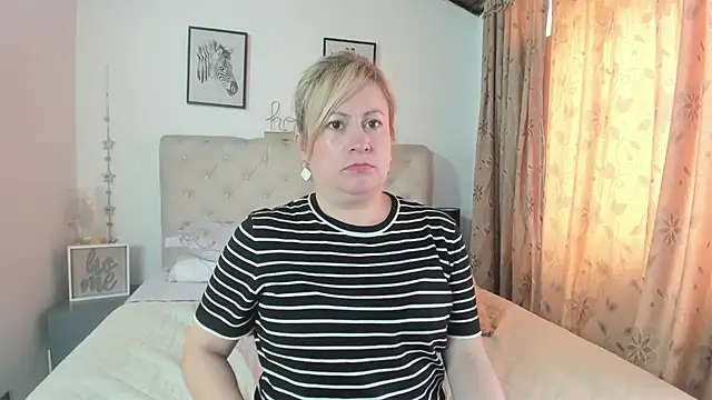 MonyCassius online show from 18, 2, 2025