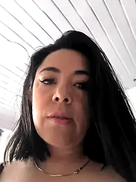 Bella fournier online show from 4, 12, 2025