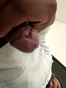 Snapshot of joselo8888 chatting on 2, 12, 2025 joselo8888 online show from 2, 12, 2025