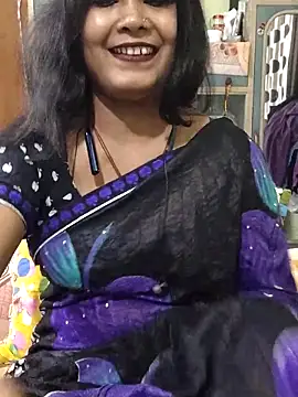 Snapshot of yoursweety09 chatting on 18, 12, 2025 yoursweety09 online show from 18, 12, 2025