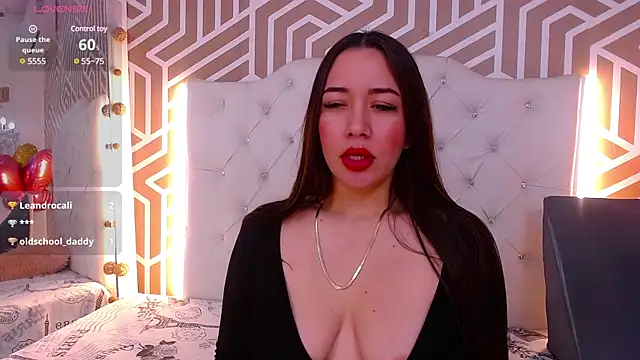 Snapshot of SashaDurante chatting on 24, 2, 2025 SashaDurante online show from 24, 2, 2025