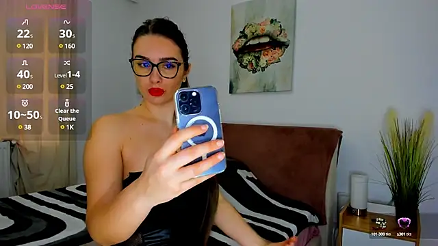 MissJudith online show from 8, 3, 2025