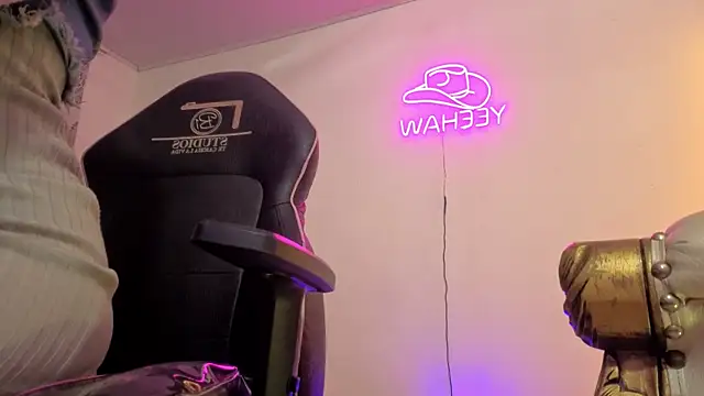 Laylafoxy tay online show from 13, 3, 2026