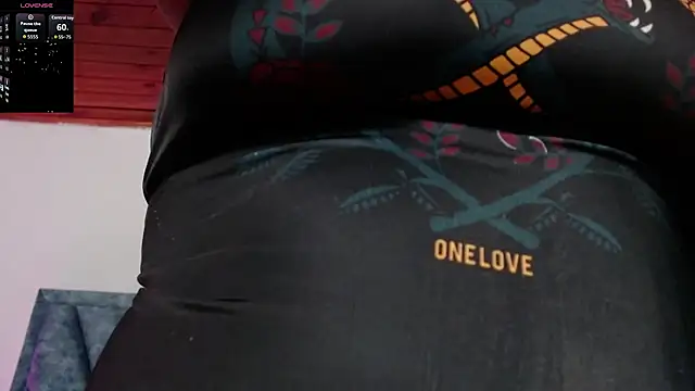 aliciarobinsXXX online show from 18, 9, 2025