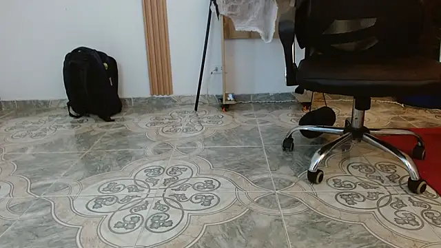 Reiko 85  online show from 8, 10, 2025