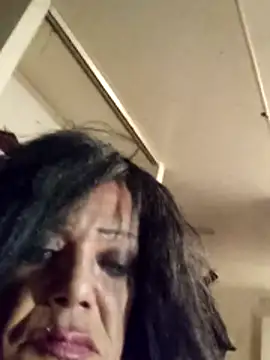 Cumhrd777 online show from 22, 10, 2025