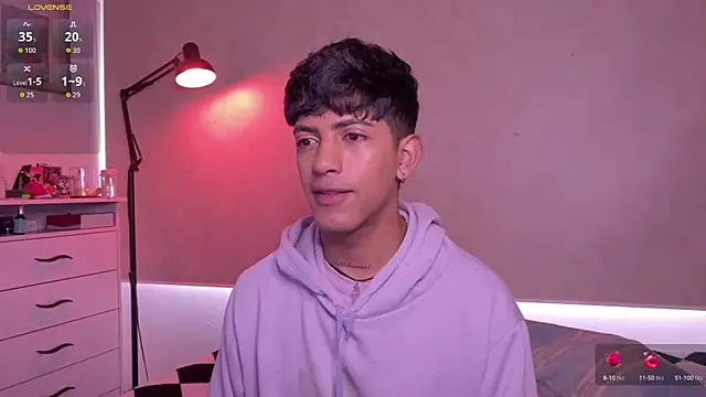 teobowny  online show from 4, 10, 2025