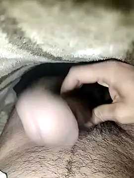 Snapshot of nidansohib1230 chatting on 8, 12, 2024 nidansohib1230 online show from 8, 12, 2024