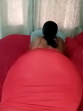 Snapshot of Luciouslips00 chatting on 5, 11, 2025 Luciouslips00 online show from 5, 11, 2025