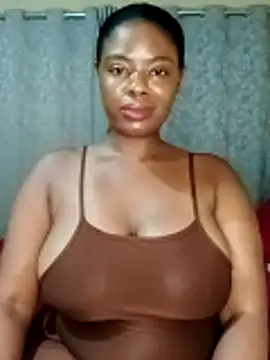 Snapshot of Luciouslips00 chatting on 9, 11, 2025 Luciouslips00 online show from 9, 11, 2025