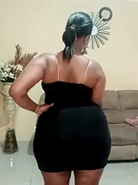 Snapshot of Luciouslips00 chatting on 13, 11, 2025 Luciouslips00 online show from 13, 11, 2025