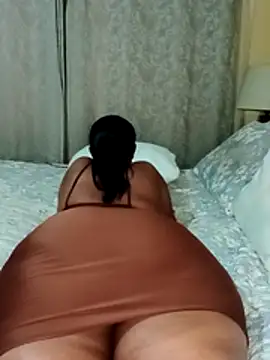 Snapshot of Luciouslips00 chatting on 23, 11, 2025 Luciouslips00 online show from 23, 11, 2025