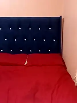 Snapshot of Luciouslips00 chatting on 19, 2, 2026 Luciouslips00 online show from 19, 2, 2026