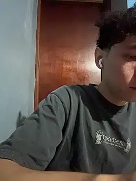 Omaaaaaaa00001 online show from 21, 11, 2025