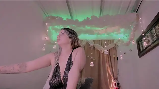 Lauu G online show from 17, 12, 2024