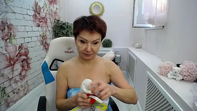 Cutie Asya online show from 22, 10, 2025