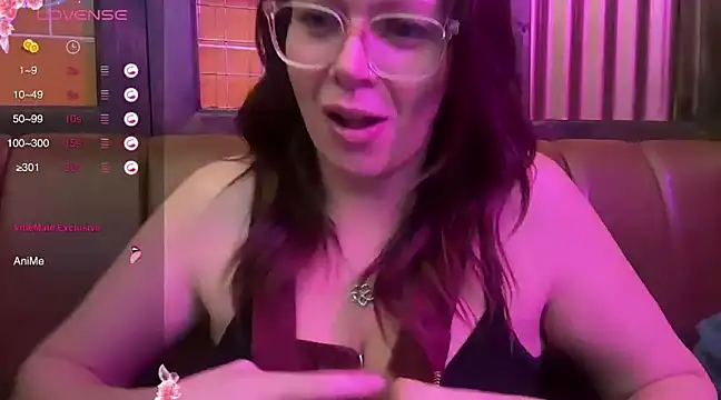 Snapshot of MelodyRoseUk chatting on 7, 12, 2024 MelodyRoseUk online show from 7, 12, 2024