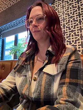 Snapshot of MelodyRoseUk chatting on 17, 12, 2024 MelodyRoseUk online show from 17, 12, 2024