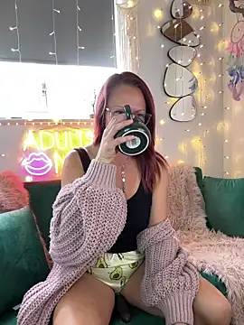 Snapshot of MelodyRoseUk chatting on 13, 9, 2025 MelodyRoseUk online show from 13, 9, 2025