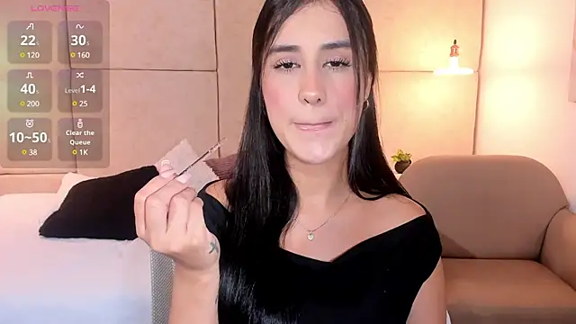 Amiirra  online show from 6, 3, 2025