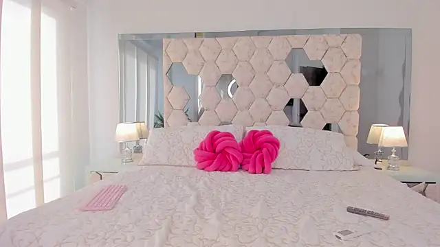 kimberly  online show from 17, 1, 2025