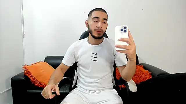 Snapshot of JuanDiegoKing chatting on 22, 3, 2025 JuanDiegoKing online show from 22, 3, 2025