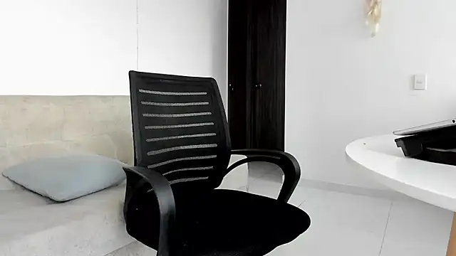 Snapshot of JuanDiegoKing chatting on 10, 9, 2025 JuanDiegoKing online show from 10, 9, 2025