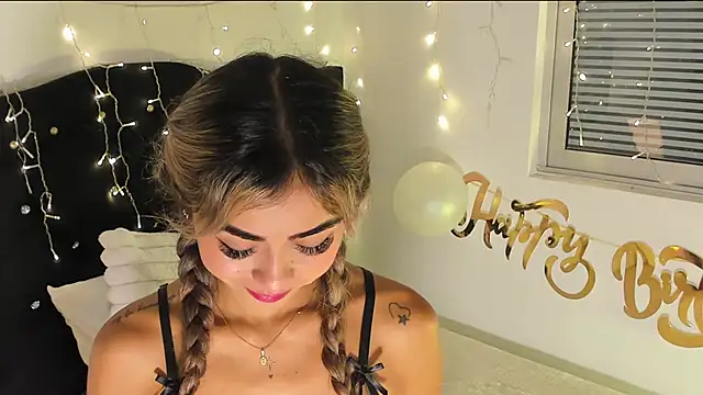 Snapshot of Annyy_Ricee28 chatting on 27, 2, 2026 Annyy Ricee28 online show from 27, 2, 2026