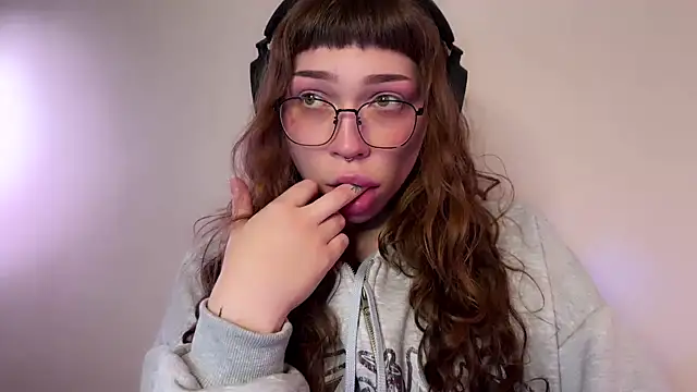 PaulaPratt online show from 12, 1, 2025