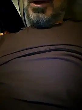 1talianBeutifulCock online show from 17, 12, 2025