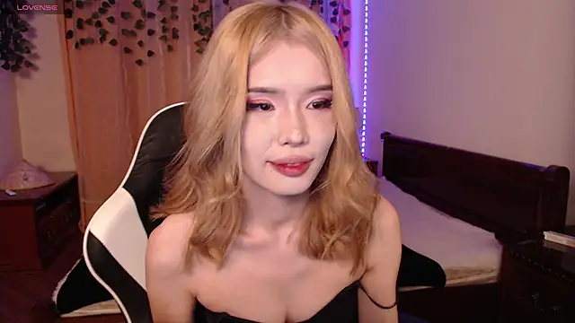 Velvetsky 1 online show from 15, 1, 2025