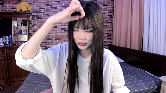 Velvetsky 1 online show from 9, 11, 2025