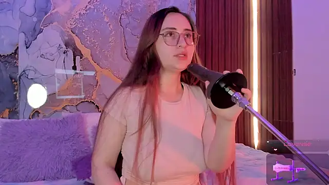 centaurigirl online show from 28, 10, 2025