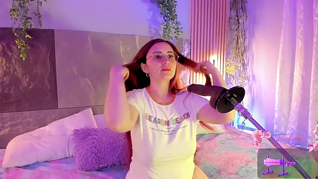 centaurigirl online show from 5, 2, 2026