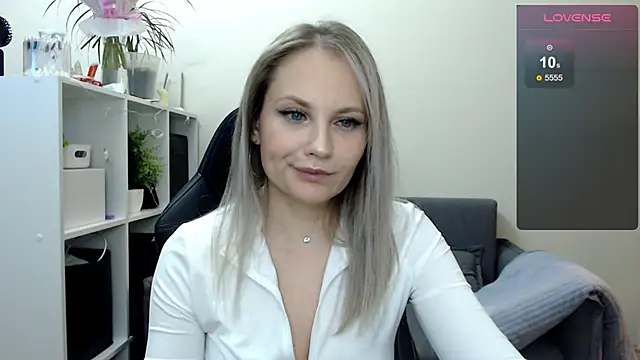 Sunny bunny6 online show from 9, 3, 2025