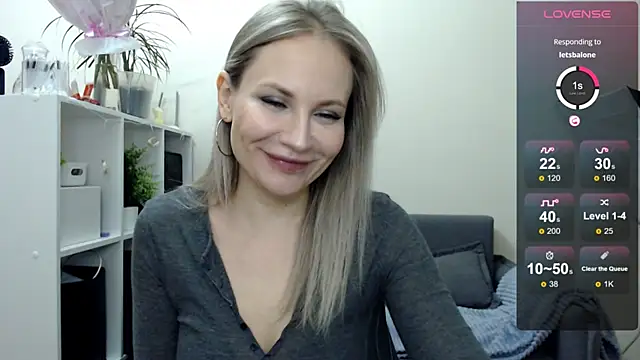 Sunny bunny6 online show from 14, 3, 2025