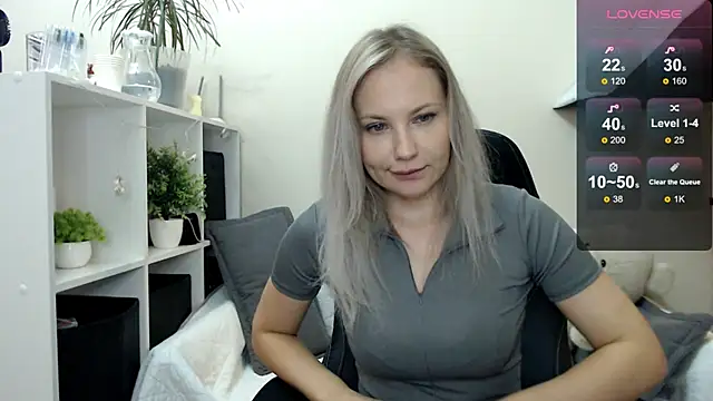 Sunny bunny6 online show from 10, 10, 2025