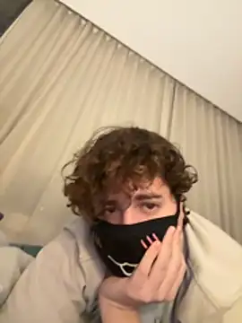 Snapshot of Your_femboy24 chatting on 24, 10, 2025 Your femboy24 online show from 24, 10, 2025