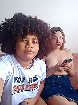 Snapshot of DANIELA_MICHEL chatting on 4, 12, 2024 DANIELA MICHEL online show from 4, 12, 2024