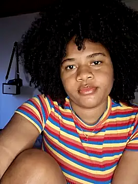 Snapshot of DANIELA_MICHEL chatting on 26, 1, 2025 DANIELA MICHEL online show from 26, 1, 2025