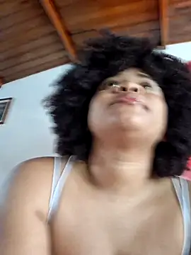 Snapshot of DANIELA_MICHEL chatting on 14, 2, 2025 DANIELA MICHEL online show from 14, 2, 2025