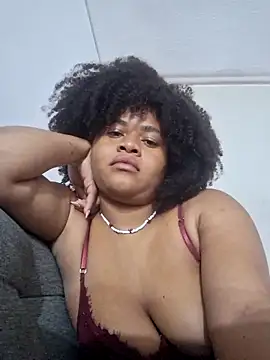 Snapshot of DANIELA_MICHEL chatting on 22, 3, 2025 DANIELA MICHEL online show from 22, 3, 2025