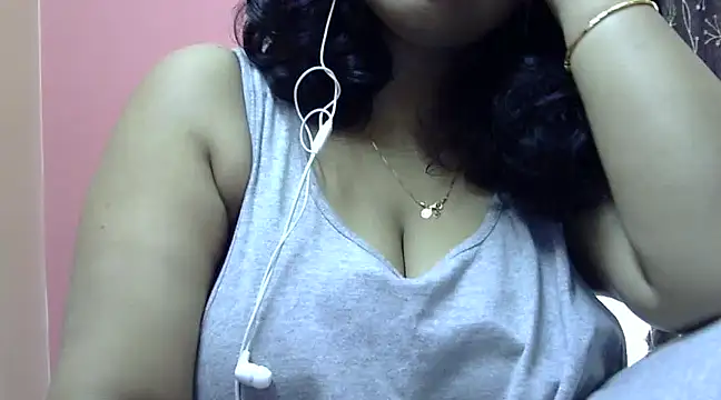 Snapshot of Riya_riyaa chatting on 10, 1, 2025 Riya riyaa online show from 10, 1, 2025