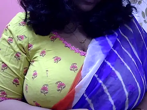 Snapshot of Riya_riyaa chatting on 18, 1, 2025 Riya riyaa online show from 18, 1, 2025